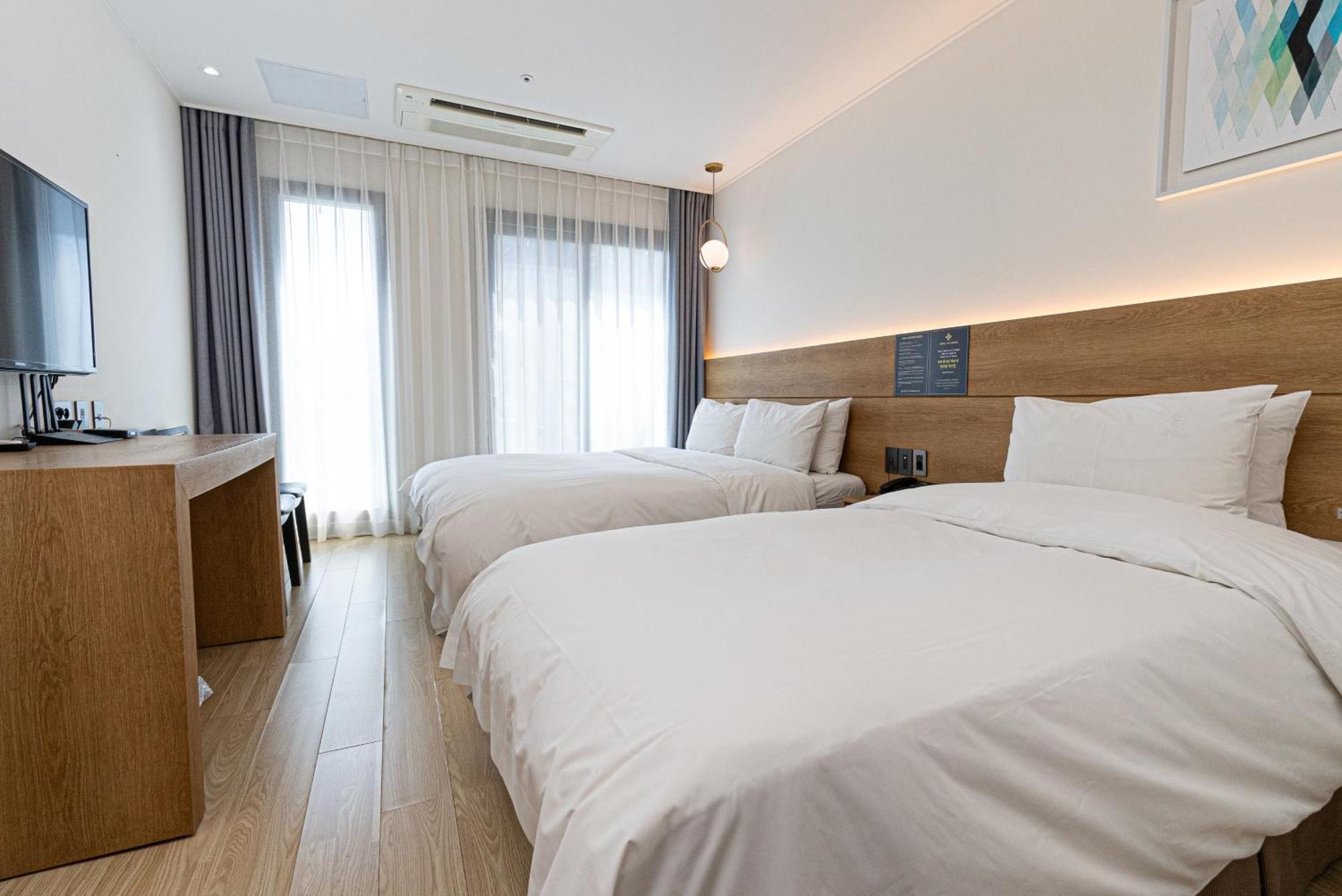 Hotel The Grang Jungmun Seogwipo Luaran gambar